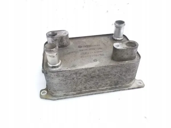 Refroidisseur de boîte Audi OE 4E0317021E d'occasion image 2
