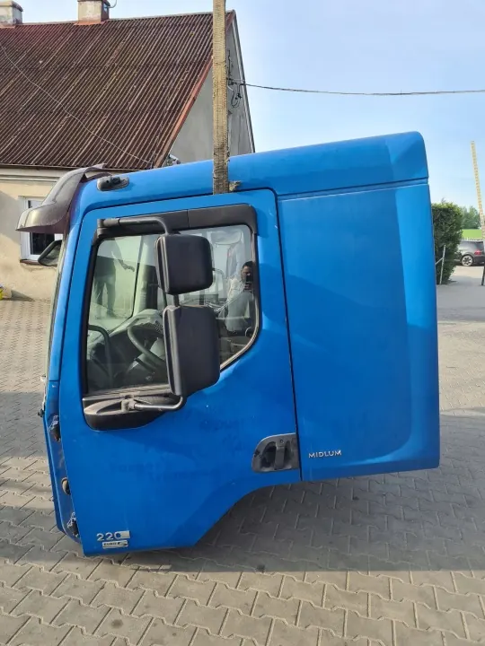 Cabina completa para Renault Midlum DXi Euro 5 manual image 6