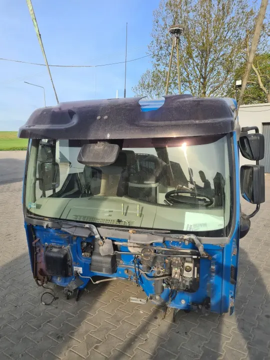 Cabina completa para Renault Midlum DXi Euro 5 manual image 8