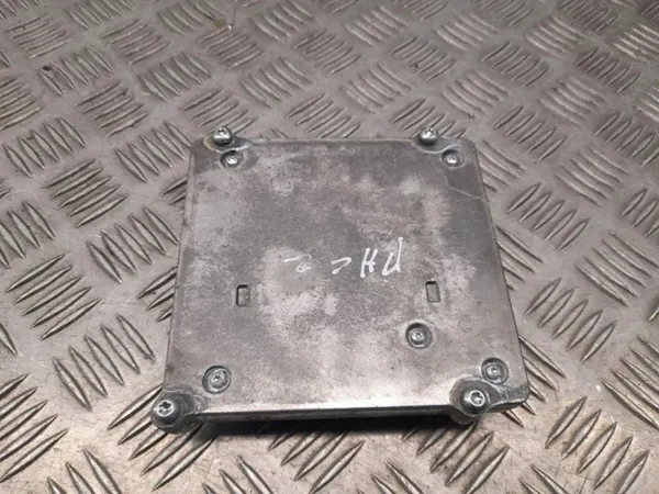 Amplificateur audio OEM 68440556AA pour Chrysler Pacifica image 4