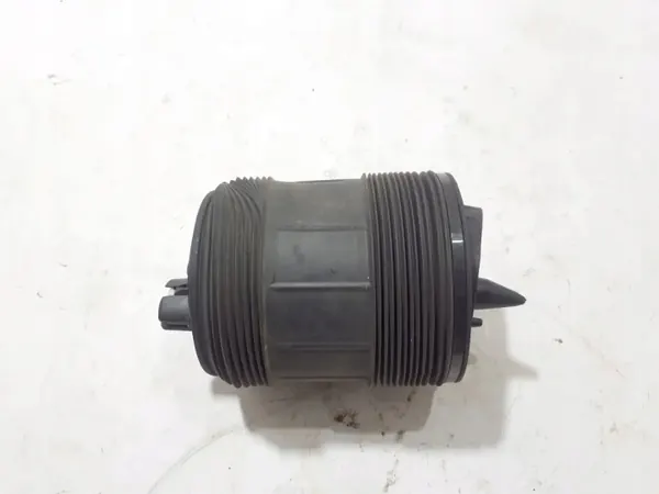 Audi Q7 Takaoikea jousituspatja OEM 4M0616002AK image 2