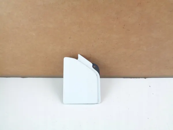 Renault Master AdBlue-lock OEM 765M65718R - Begagnad image 2
