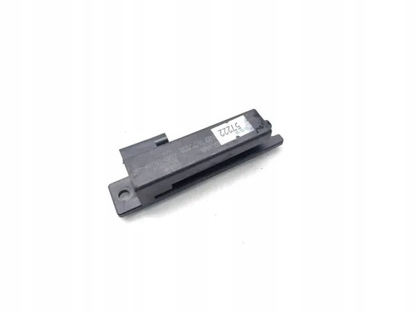 Land Rover Discovery Sport Antenne OEM AH42-15K603-AA image 2