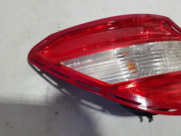 LINKER ACHTERLICHT MERCEDES W204 SEDAN A2048200164 image 2