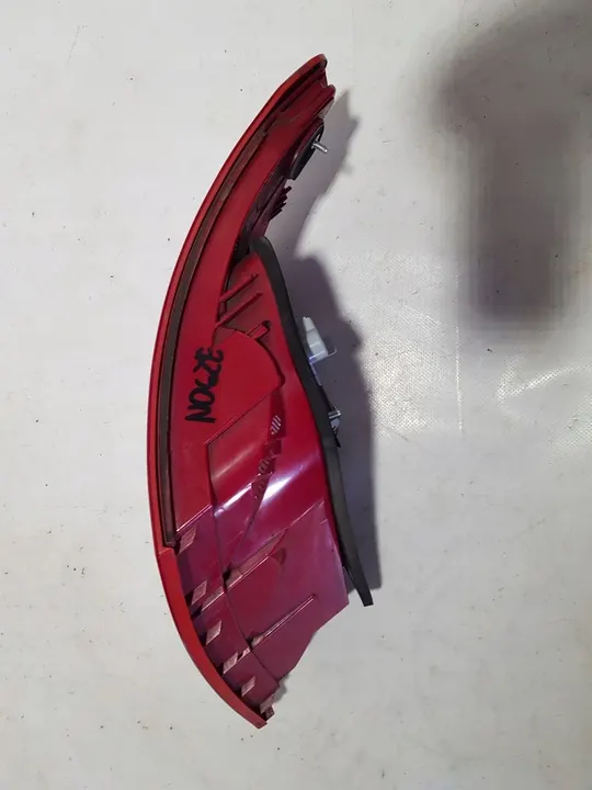 LINKER ACHTERLICHT MERCEDES W204 SEDAN A2048200164 image 5