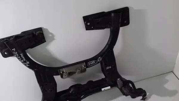 Voorste subframe Mercedes B-Klasse A2463203411 image 3