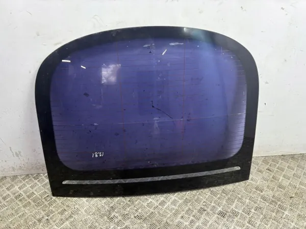 Vidro traseiro Tesla Model S OEM AMD216777 - Usado image 2