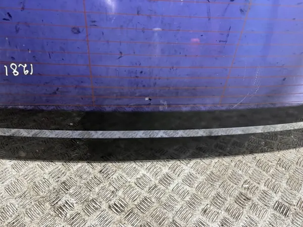 Vidro traseiro Tesla Model S OEM AMD216777 - Usado image 4
