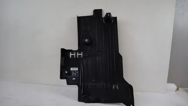 Volvo XC40 oikea alustasuojus OEM 1169534551 image 7
