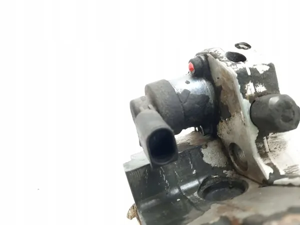 Mercedes 3.0 CDI Brandstofpomp 0445010210 image 2