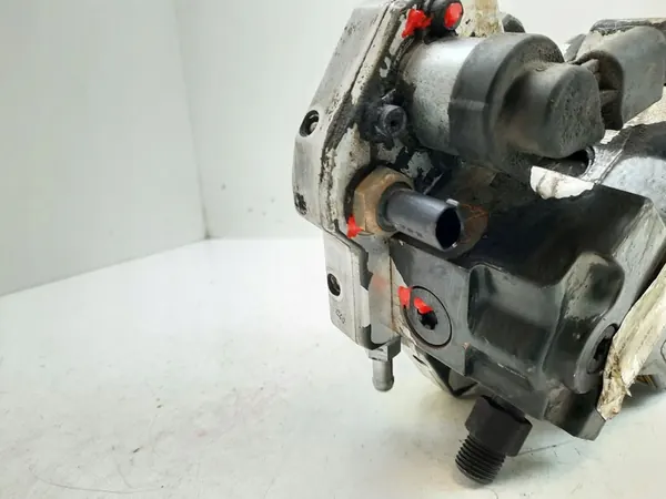 Mercedes 3.0 CDI Brandstofpomp 0445010210 image 5