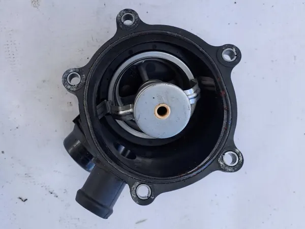 Carcaça do termóstato OEM 079121115AQ para Audi A8 D4 image 3
