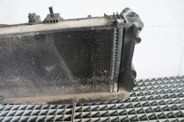 Water- & AC-koelerventilator Fiat Punto OEM AOP19511 image 4
