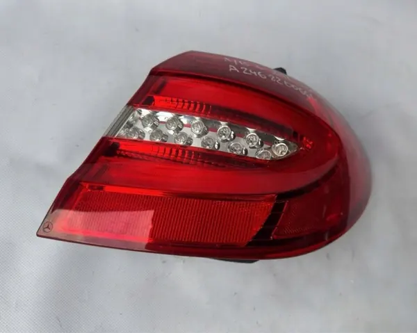 Rechter achterlicht Mercedes-Benz B W246 (2011 - 2014) A2468200664 image 3