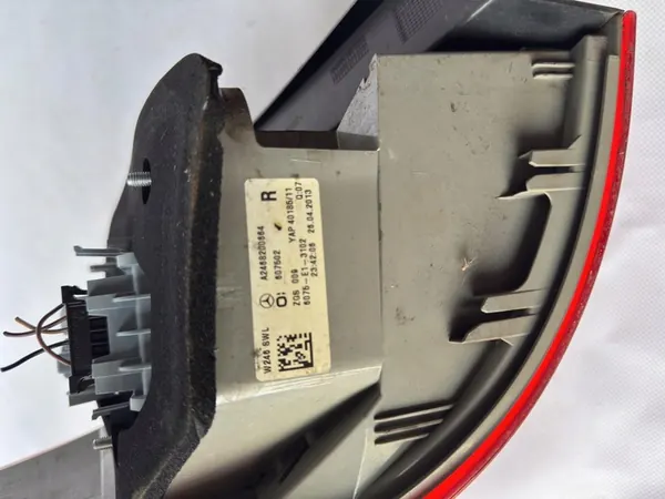 Rechter achterlicht Mercedes-Benz B W246 (2011 - 2014) A2468200664 image 6