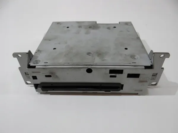 BMW CD-soitin OEM 6944004 E60/E61-malleihin image 2