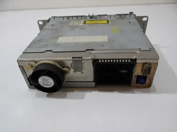 BMW CD-soitin OEM 6944004 E60/E61-malleihin image 3