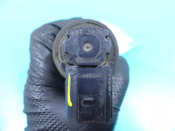 EGR-venttiili Audi A3 8P 1.6 8V, 06A131501F image 6