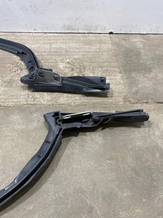 Juntas Aston Martin DB11 2019 OEM KY53L51452A image 6