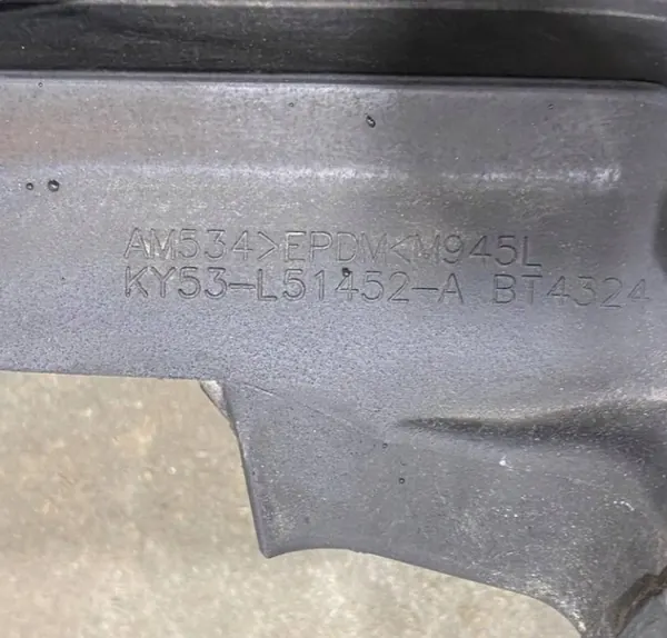 Juntas Aston Martin DB11 2019 OEM KY53L51452A image 8