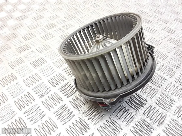 Volvo Verwarmingsventilator OEM 0130111191 - Gebruikt image 4