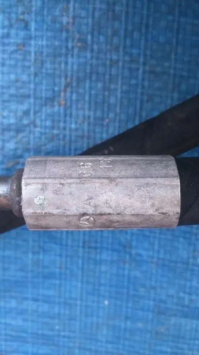 Mercedes-Benz servostyrningsslang OEM A1663201872 image 4