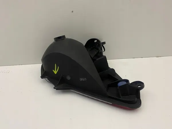 Lâmpada de Para-choque Traseiro Direito Mitsubishi Eclipse Cross image 5