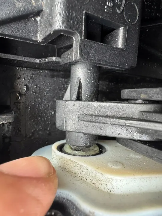 AUDI A4 B9 8W LIFT 21- Airbag Deksel 8W0807771F image 4