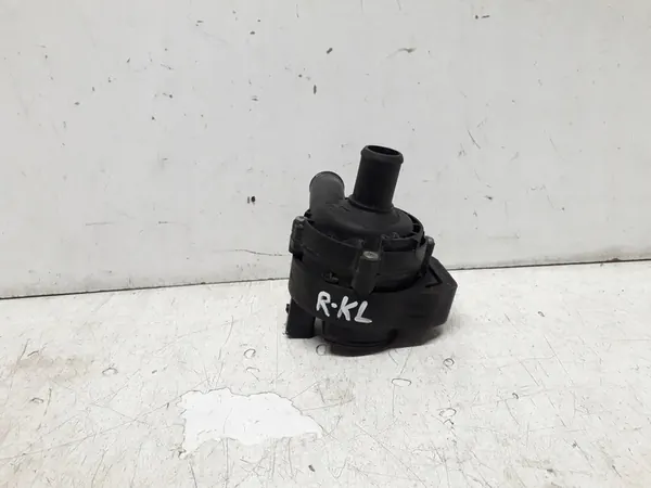 Vattenpump MERCEDES R-KLASA W251 3.0 CDI A1718350064 image 2
