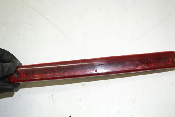 Feu Stop Troisième Mercedes Sprinter 906 OEM A9068200456 image 4