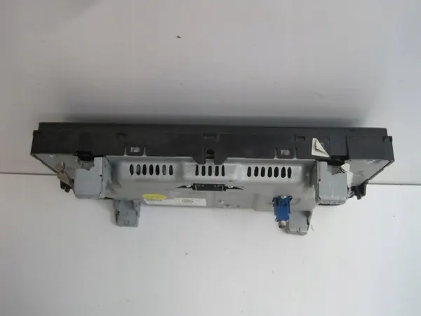 VW T-Roc Golf Navi-Display OEM 5G6919605A Gebraucht image 9