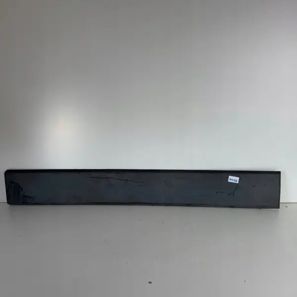 OEM JPF1306606070 Linke Seitenleiste Gebraucht image 2