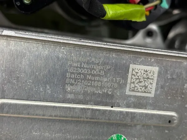 Pompe à eau Tesla OEM 1523003-00-B État utilisé image 6