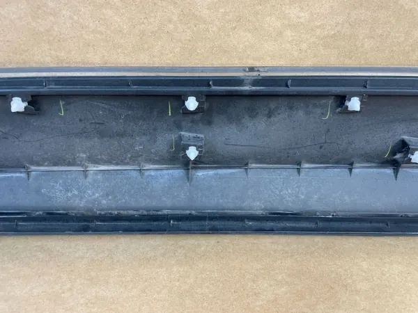 Moldur Puerta Derecha Delantera OEM 5NA8549 VW Tiguan II image 9