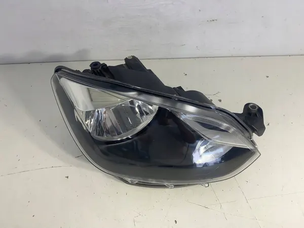 Oikea Etuvalo VW UP 1S1 EU image 6