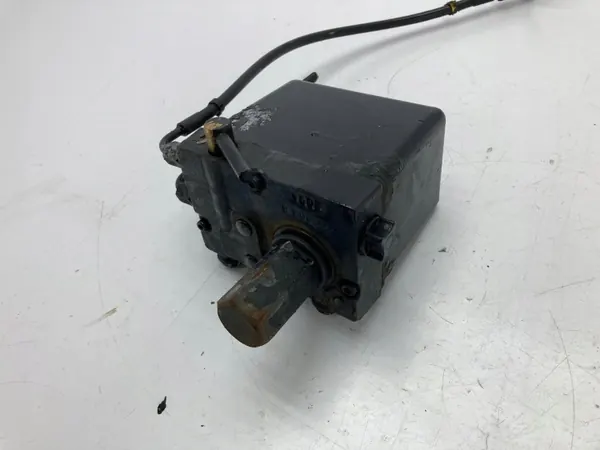 Bomba elevadora cabine MAN TGM/TGL/TGX/TGS Euro 6 OEM 81417236135 image 4