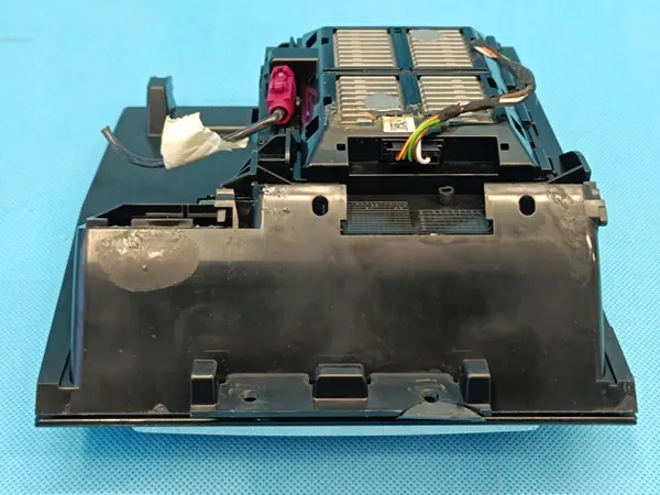 OEM 3V0035502 Chargeur Sans Fil pour Skoda Superb image 5