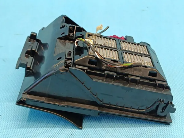 OEM 3V0035502 Chargeur Sans Fil pour Skoda Superb image 6