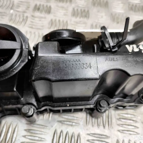 VOLVO XC40 1.5 T Oljeskseparator 31669834 image 6