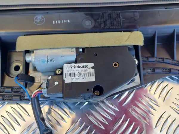 Takluckemotor OEM SZYBERDACH SILNICZEK NISSAN MURANO Z50 image 5