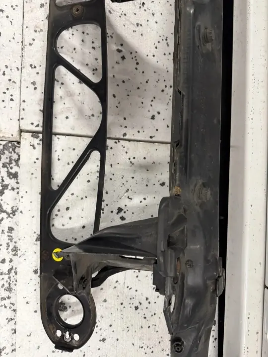 BMW Z3 Voorbumper OEM 66 - Gebruikte staat image 5