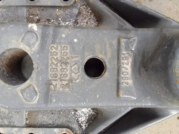 Achterveerbevestiging OEM 7400000 Renault image 5