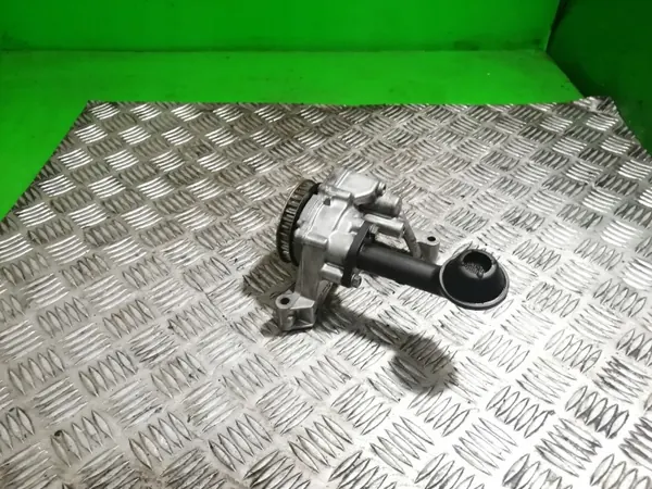 Bomba de óleo OEM 03L115105C para 1.6 TDI 105CV image 3