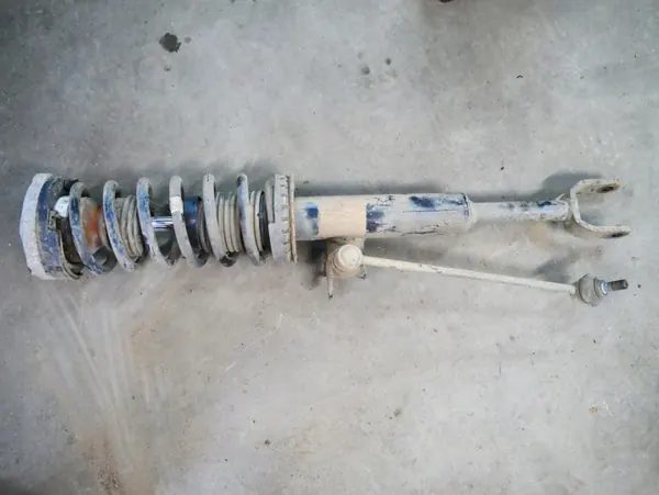 Amortiguador Muelle Delantero Derecho BMW F10 OEM 6775576 image 2