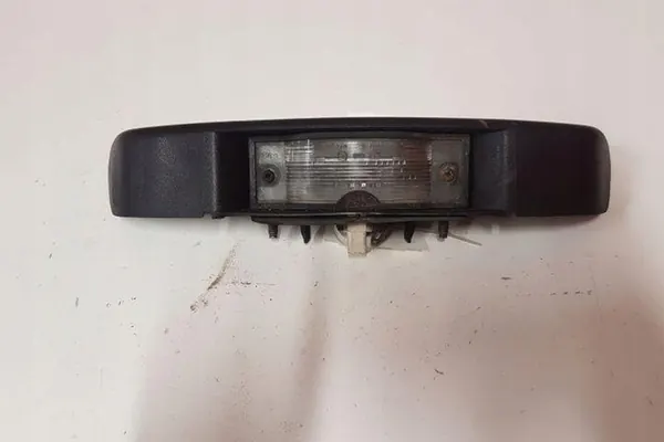 Luz de matrícula RENAULT TRAFIC II FURGON 8200434685 image 9