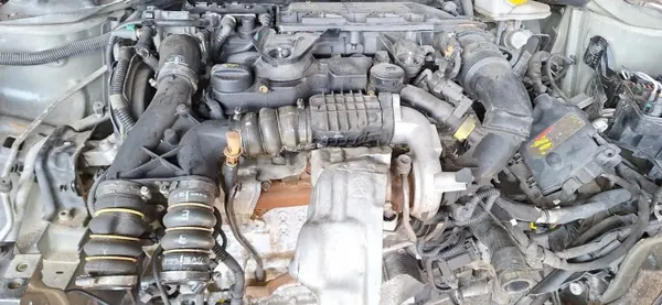 Peugeot 9H060 kokonaiskone 308, 508, C3 1.6 E-HDI image 3