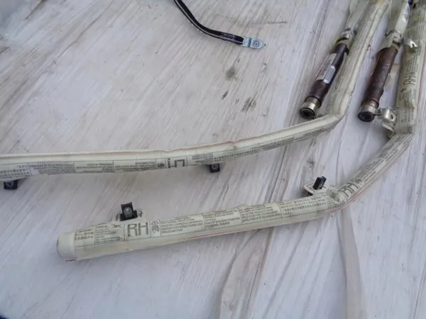 Toyota Avensis T25 Gordijnairbag Set OEM LH+RH image 3