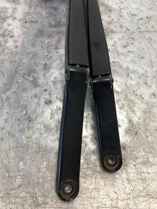 Wiper Arms Skoda Octavia II Scout 1Z1955409A 1Z1955410A image 2