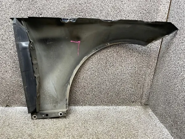 Fram vänster skärm Mercedes W204 svart OEM A2048800118 image 9