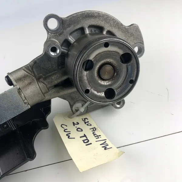 Vattenpump Audi Q3 A5 A6 CC 2.0 TDI Skoda Seat image 4
